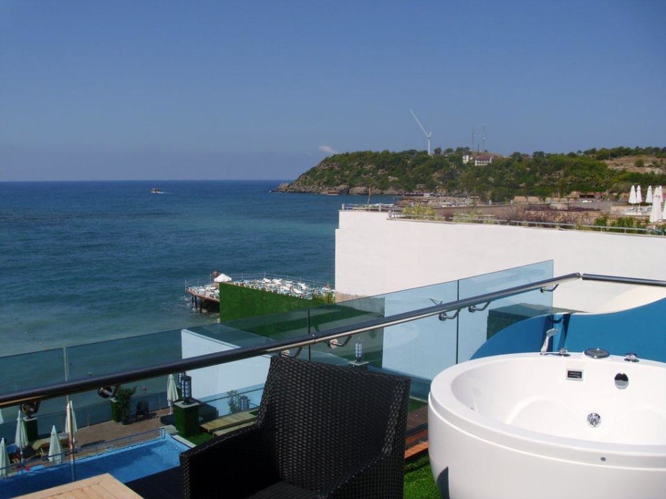 Blick von unserer Terrasse Granada Luxury Okurcalar
