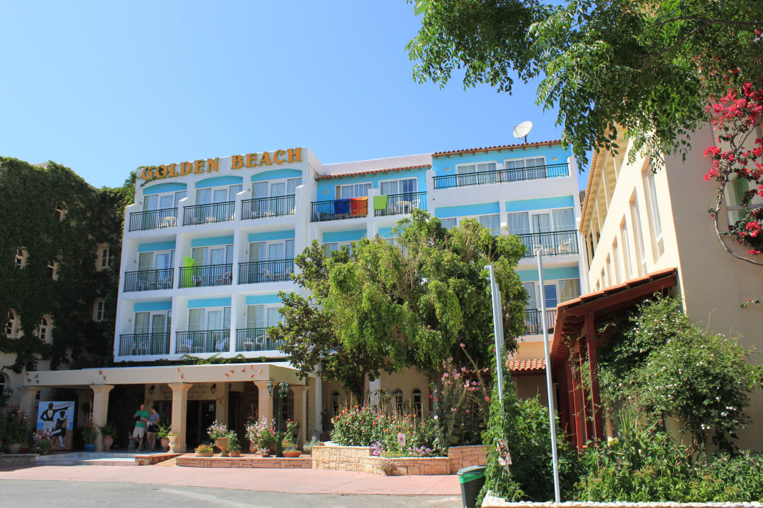 Hoteleingang Golden Beach Rethymnon