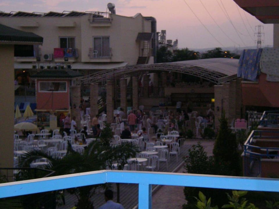 Terrasse und Bar Dream Family Club