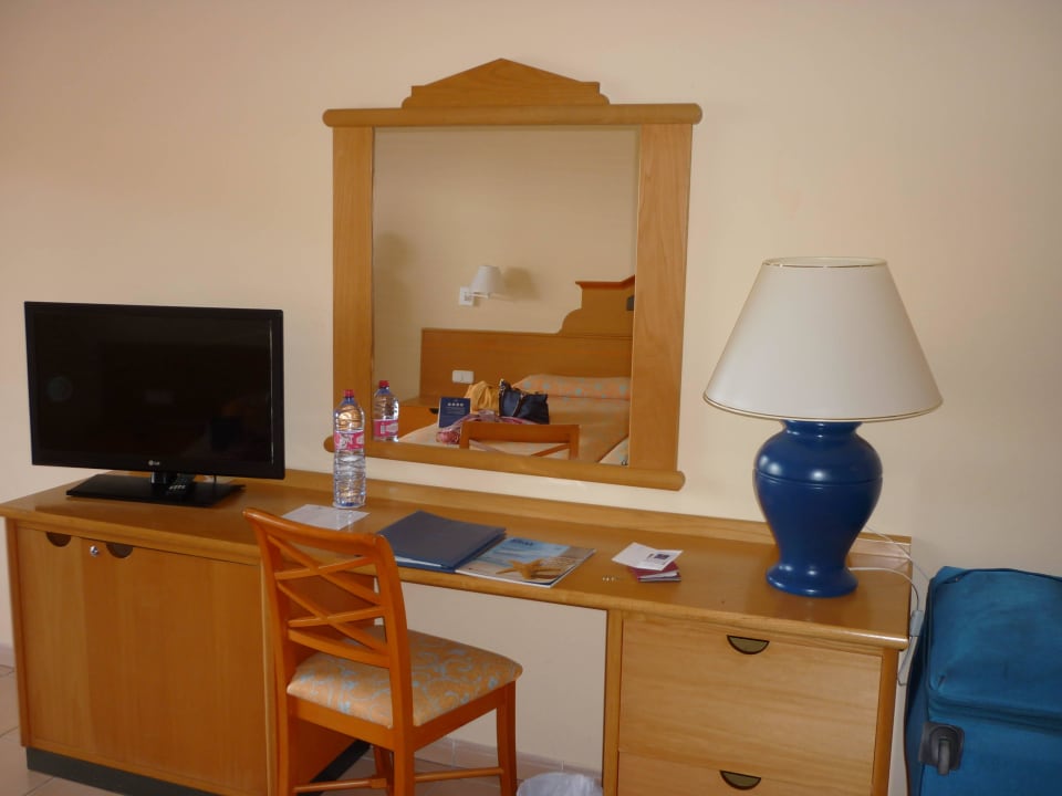 Flat TV mit 15 deutschen Sendern Iberostar Selection Fuerteventura Palace