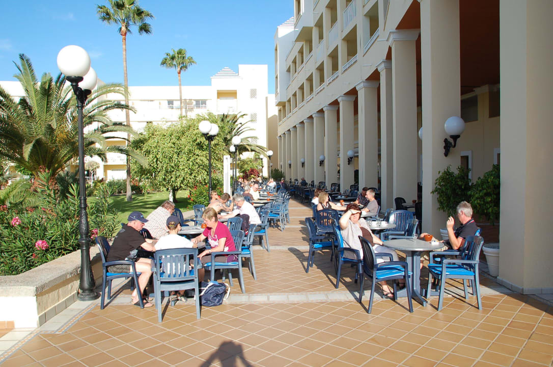 Gemütliche Terrasse Hotel Riu Gran Canaria