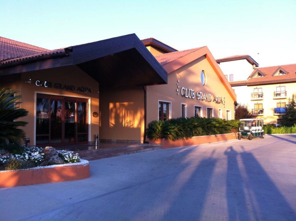 Lobby Club Grand Aqua