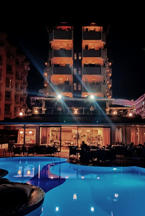 Pool Hotel Savk