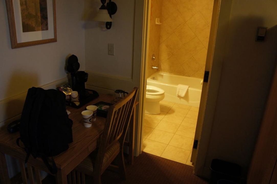 Zimmer Bright Angel Lodge