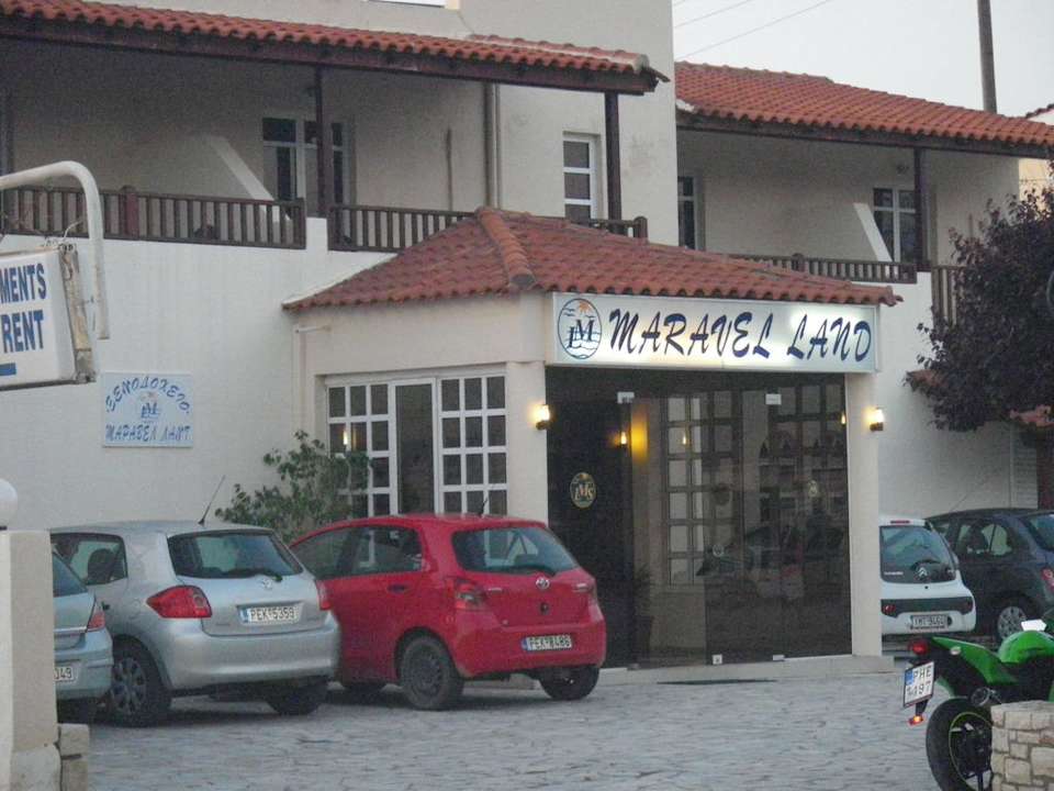 Hoteleingang Maravel Land
