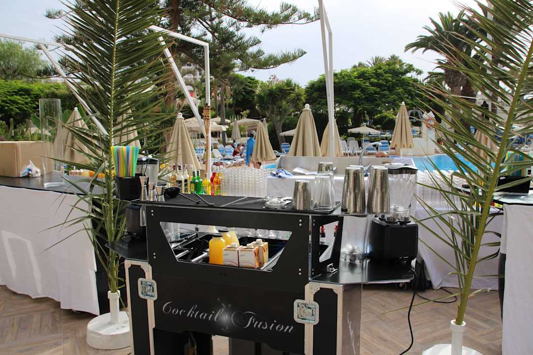 Hôtel H10 Las Palmeras - Le Bar de Piscine 2015 H10 Las Palmeras