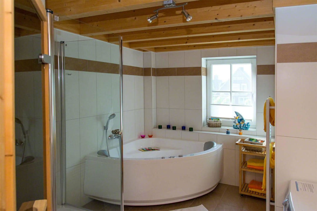 Badezimmer unten Ferienwohnung Krabbenkorb Greetsiel