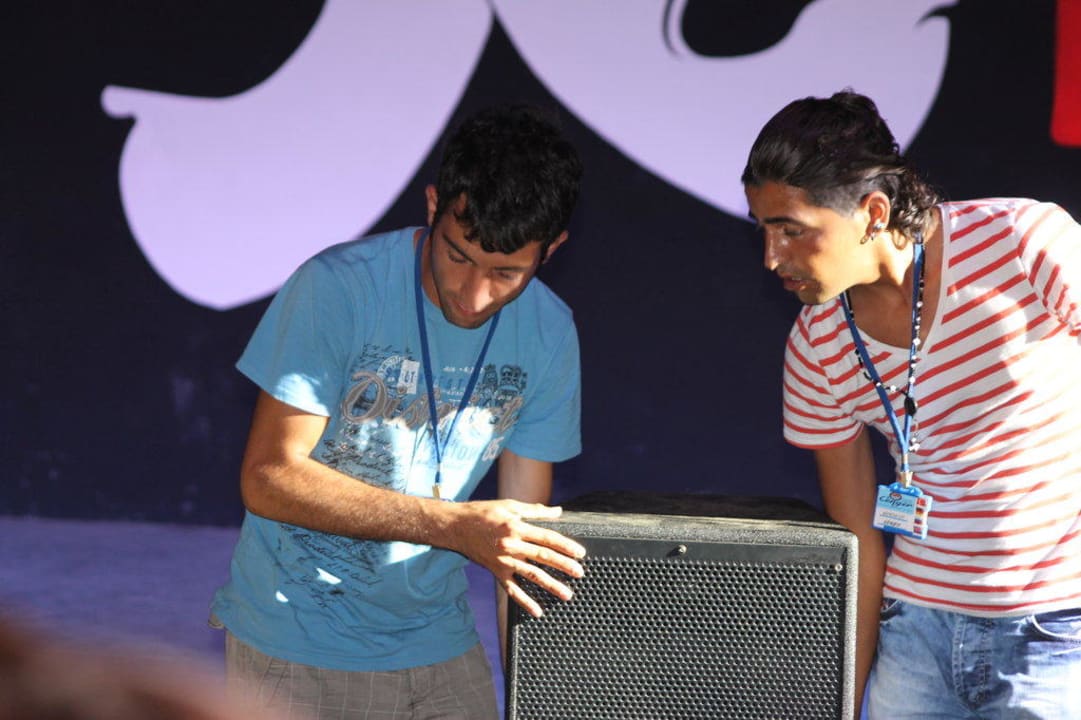 DJ und Sergio bei der Vorbereitung zum Bingospiel  Cenger Beach Resort & Spa