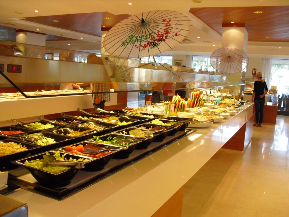 Abendbüffet CM Castell de Mar