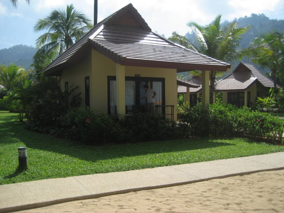Bungalow in schöner Anlage Hotel Nang Thong Beach Resort 2