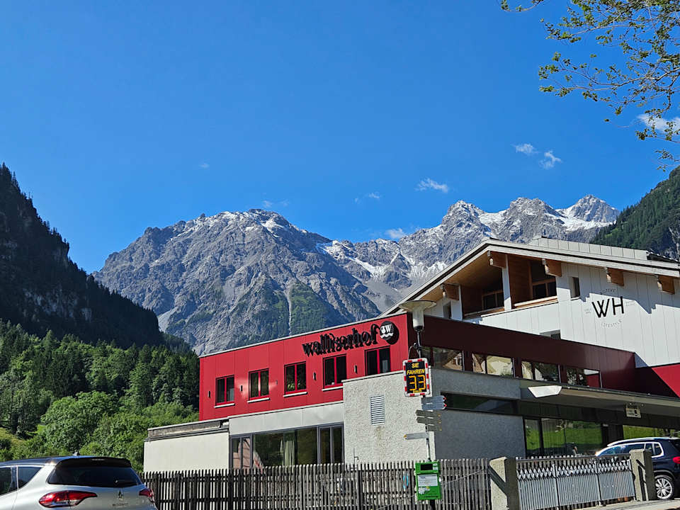 Außenansicht Hotel Walliserhof