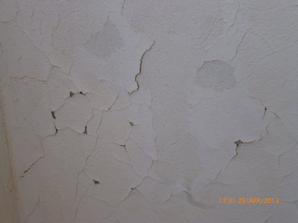 Putz fällt von den Wänden,Balkon Hotel El Mouradi Djerba Menzel