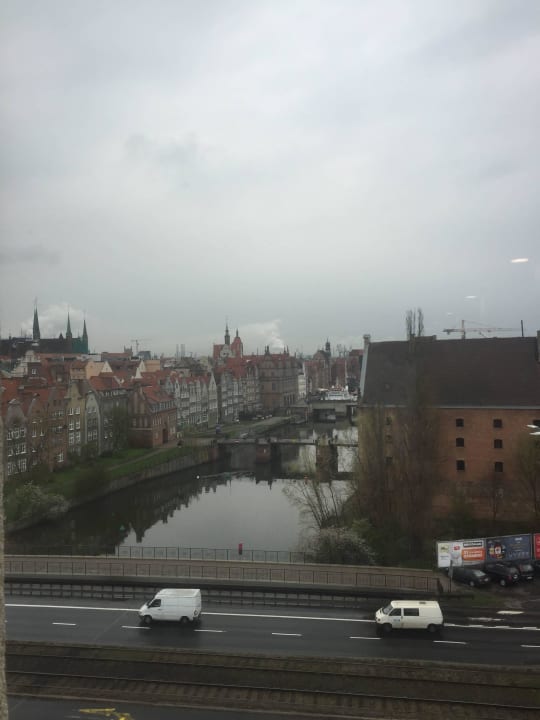 Widok z 6 piętra na miasto Qubus Hotel Gdańsk