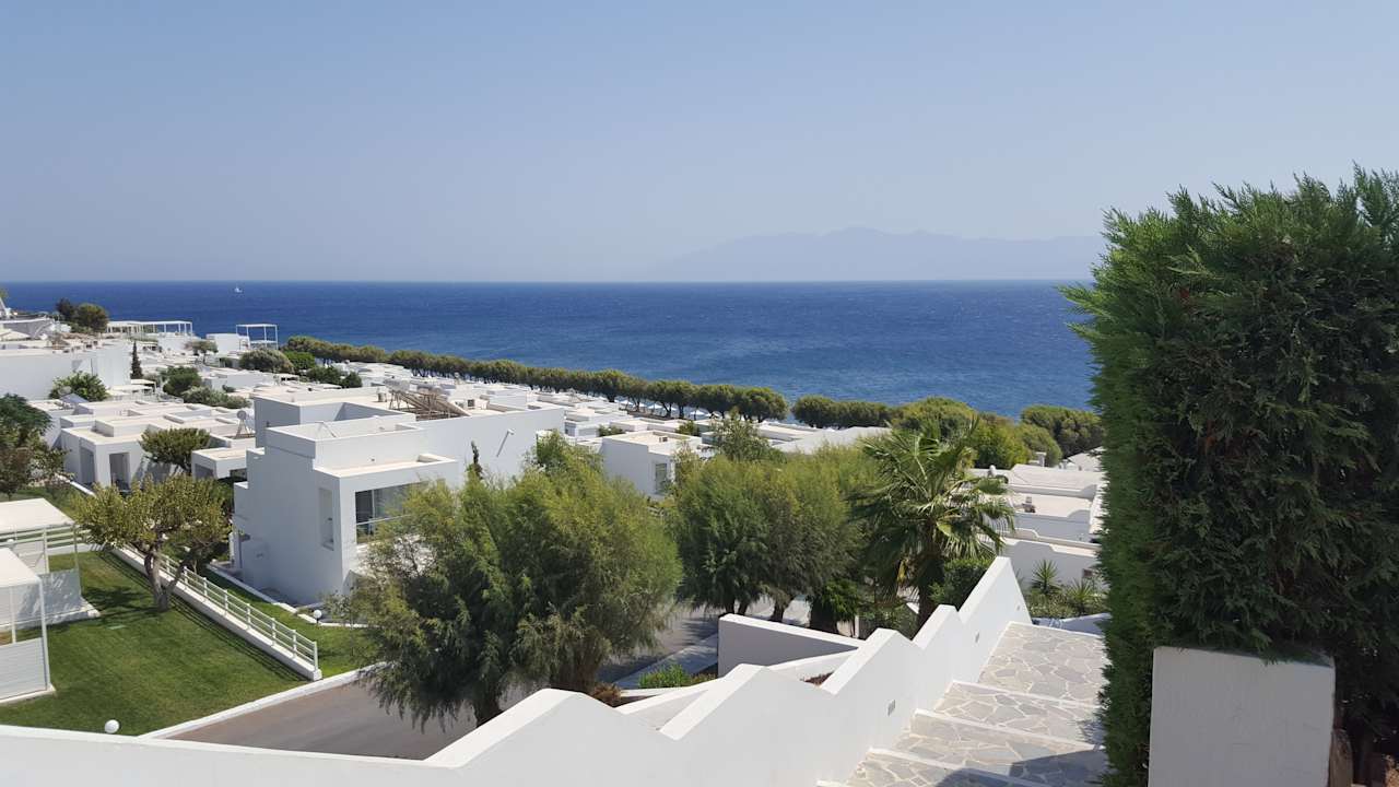 Außenansicht Dimitra Beach Hotel & Suites