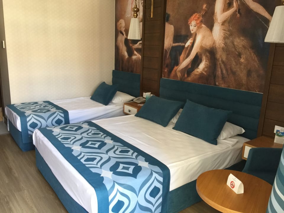 Zimmer Dream World Resort & Spa