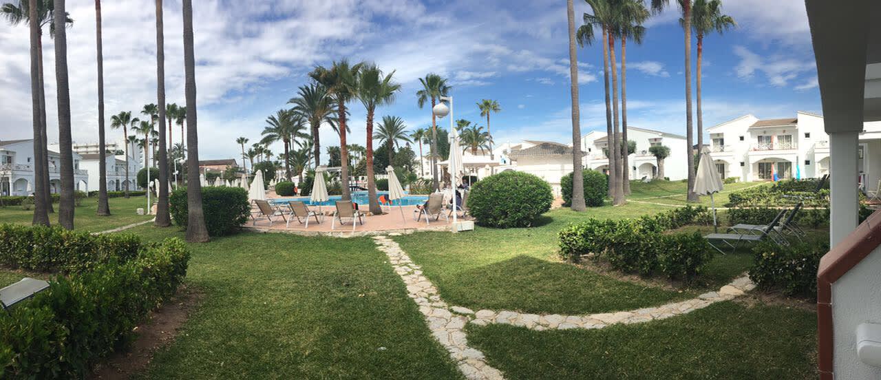 Pool Garden Saladina