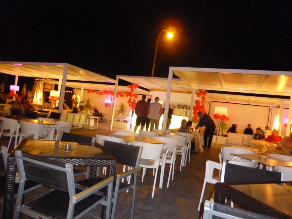 Abend-Bar Servatur Playa Bonita