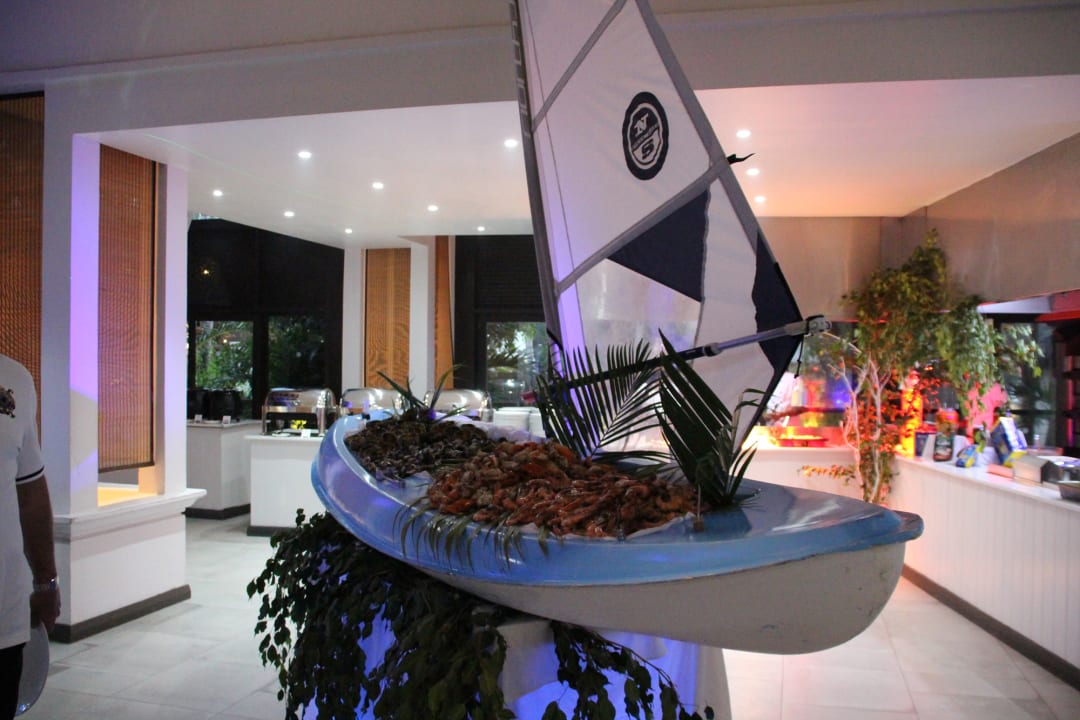 Gastro Lagoon Attitude - Adults only