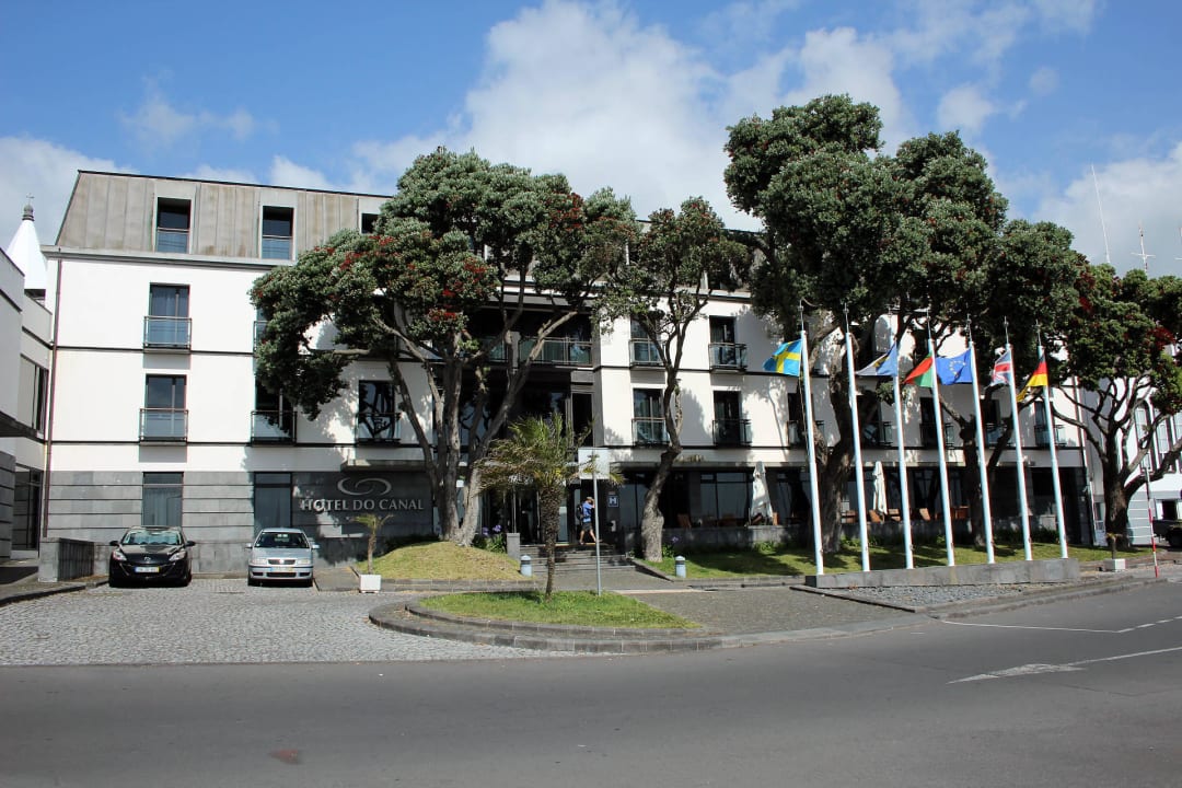 Ansicht von der Hafenseite Hotel do Canal