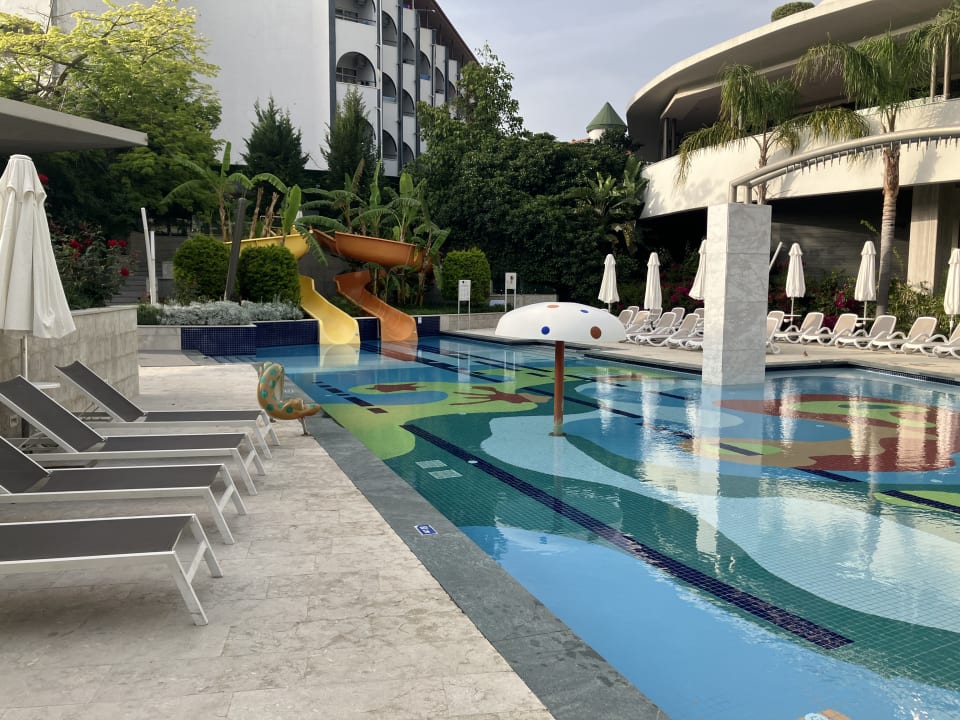 Pool The Sense Deluxe Hotel