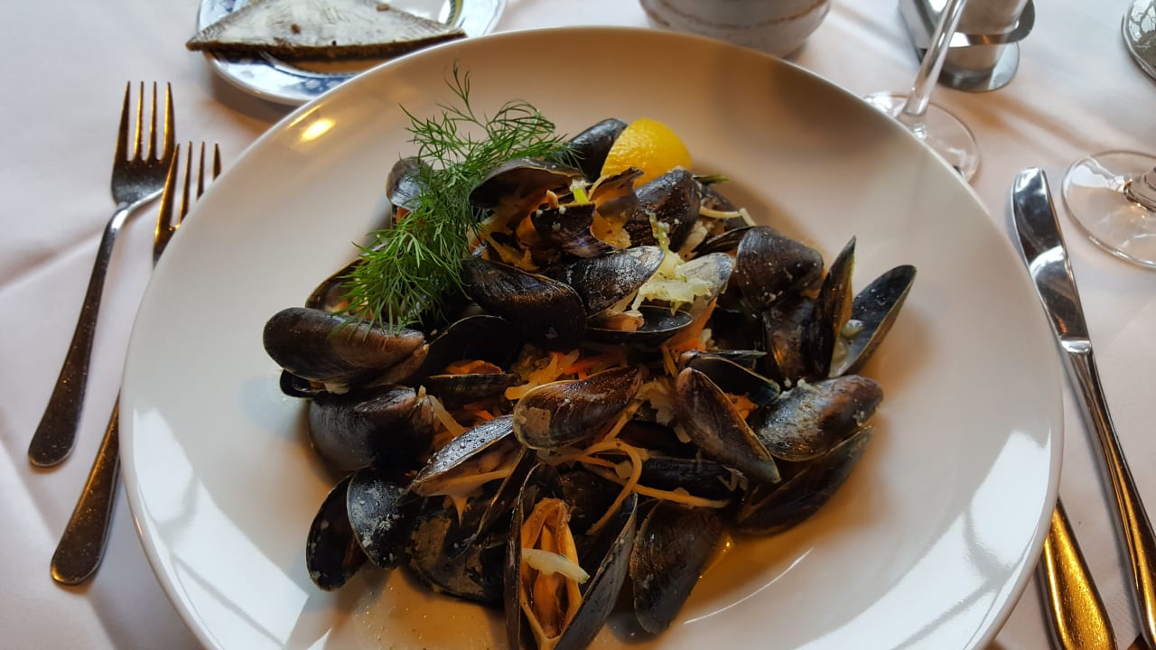 Gastro Hotel Hirschen Horn | Refugium am See