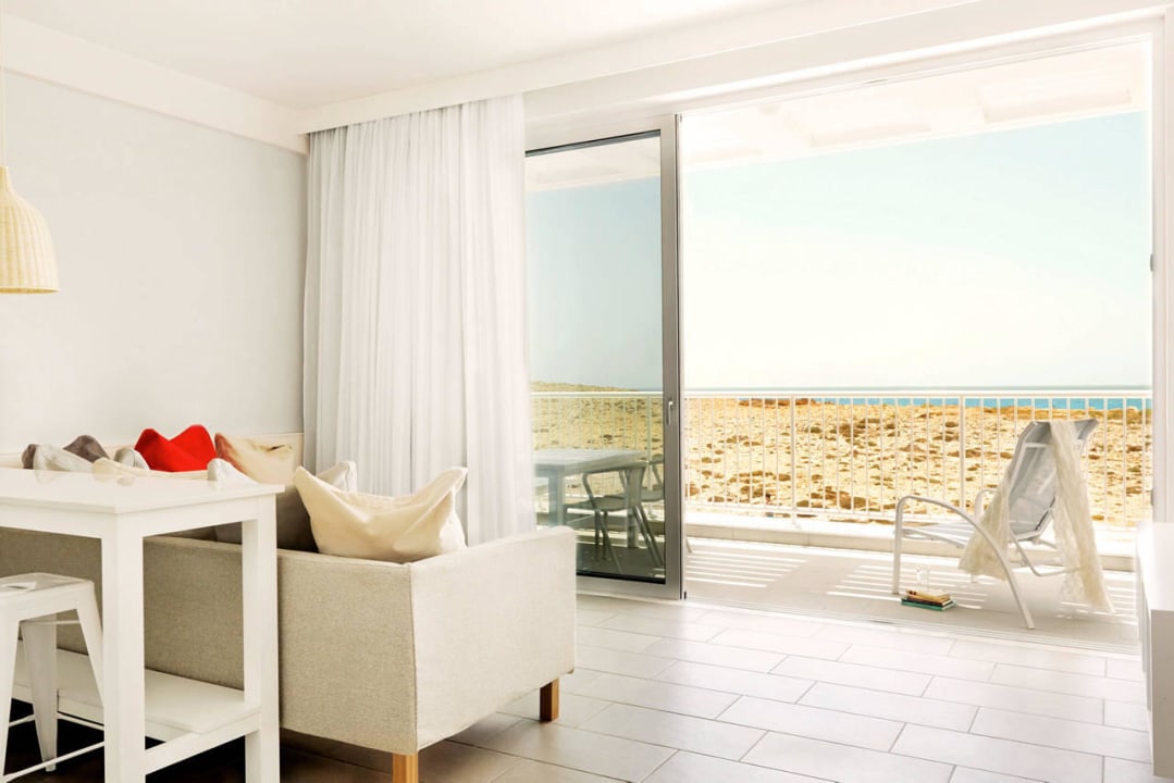 Ocean Beach Club - Zypern Ocean Beach Club  Cyprus