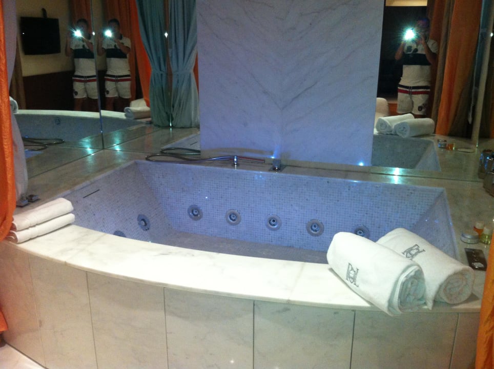 Wirlpool, wow ein Traum Apartments Platinhome Ricasoli