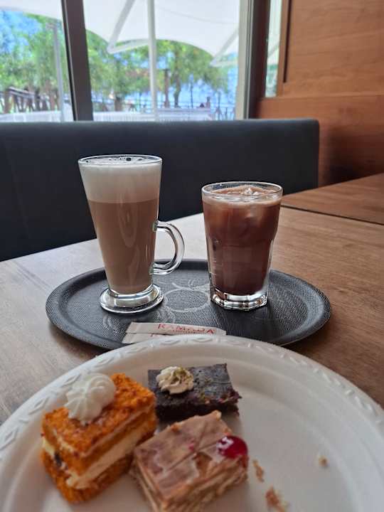 Gastro Ramada Resort Kusadasi & Golf