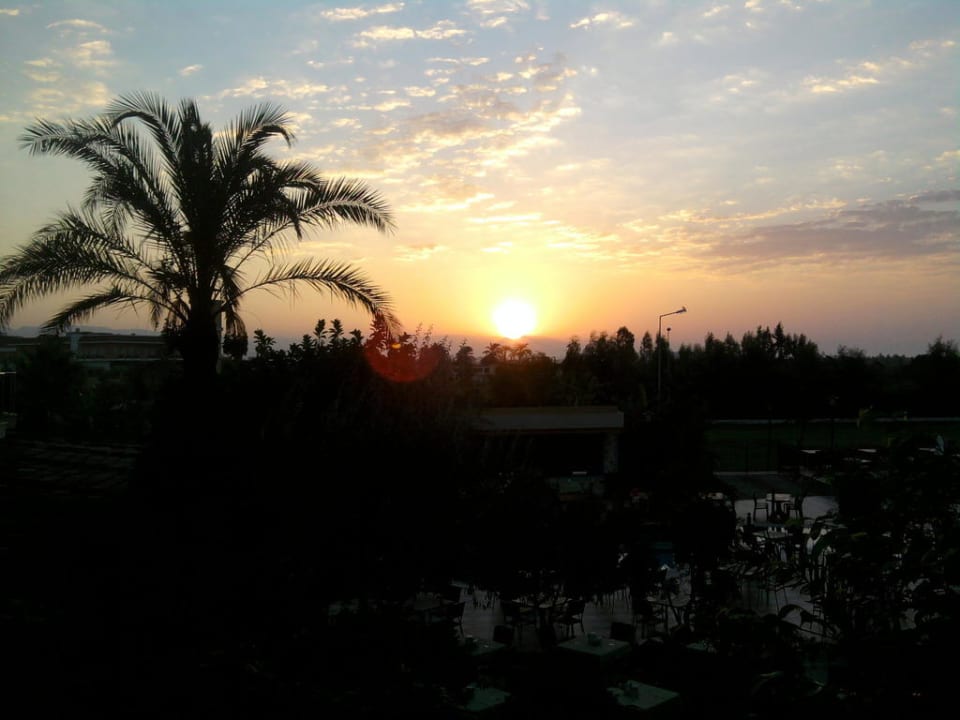 Sonnenaufgang von unserem Balkon Belek Beach Resort Hotel