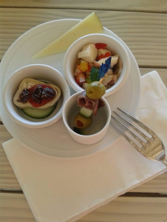 COOEE Buffet Wyndham Alltra Samana