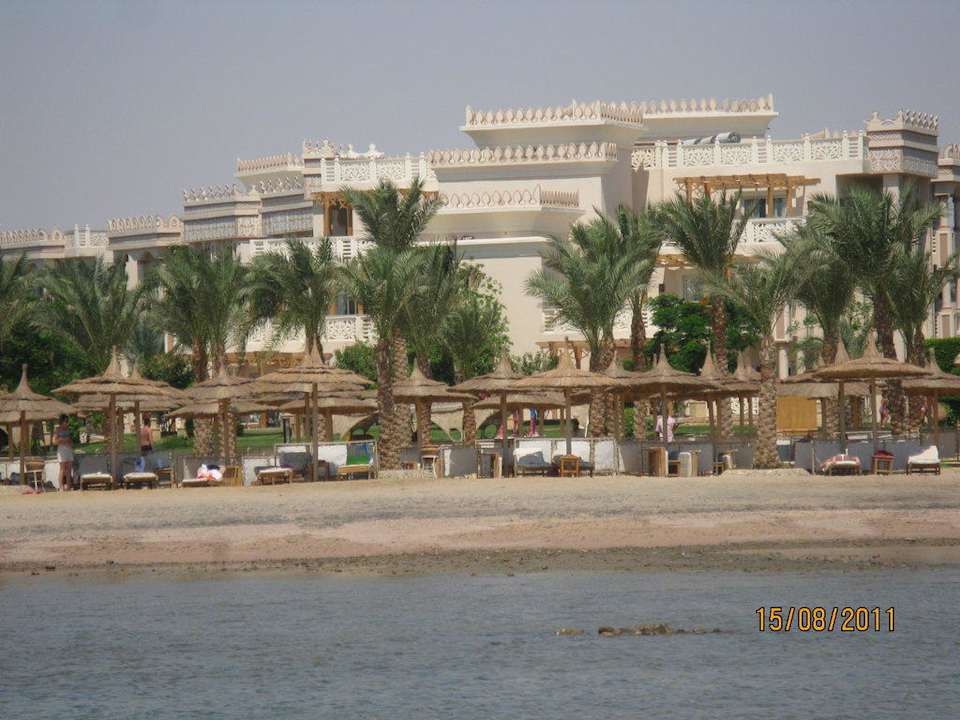 Пляж Pickalbatros Palace Resort