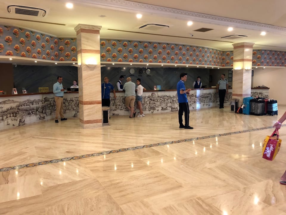 Lobby Salamis Bay Conti Resort Hotel & Casino