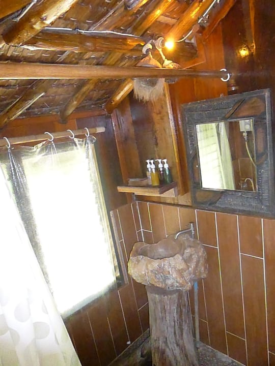 Bad im Baumhaus Hotel Viking Nature Resort