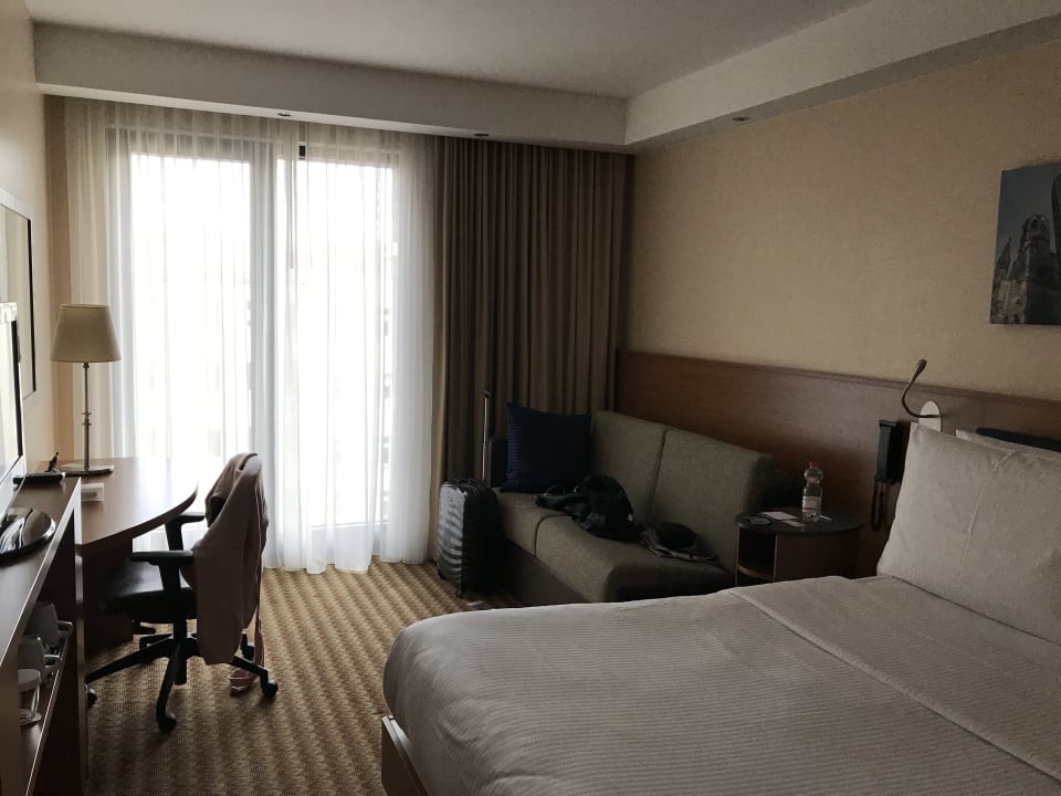 Zimmer Hampton by Hilton Berlin City West