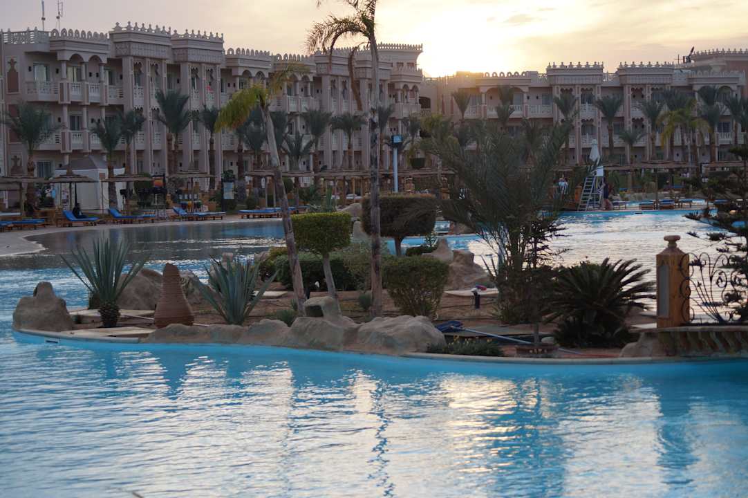 Poolanlage Pickalbatros Palace Resort
