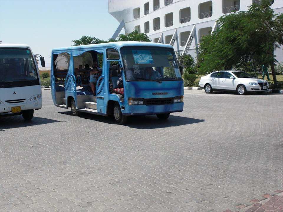 Shuttle zum Strand Titanic Resort & Aqua Park