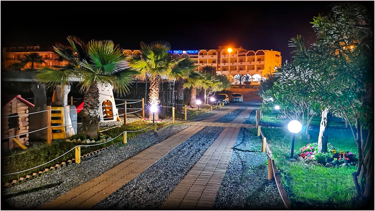 Gartenanlage Hotel Parco Dei Principi