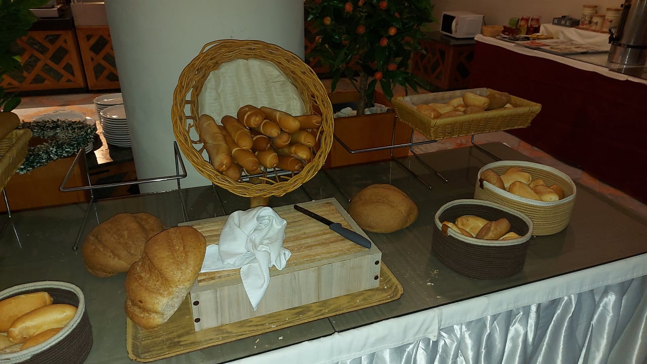 Gastro Hotel Royal Nozha