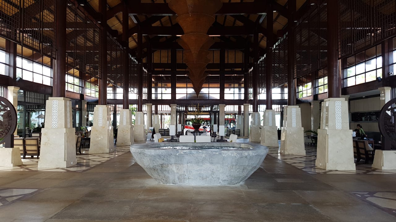 Lobby Golden Sand Resort and Spa Hoi An