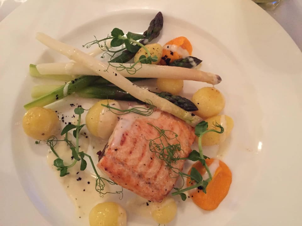 Abendessen Platinum Palace Boutique Hotel & SPA