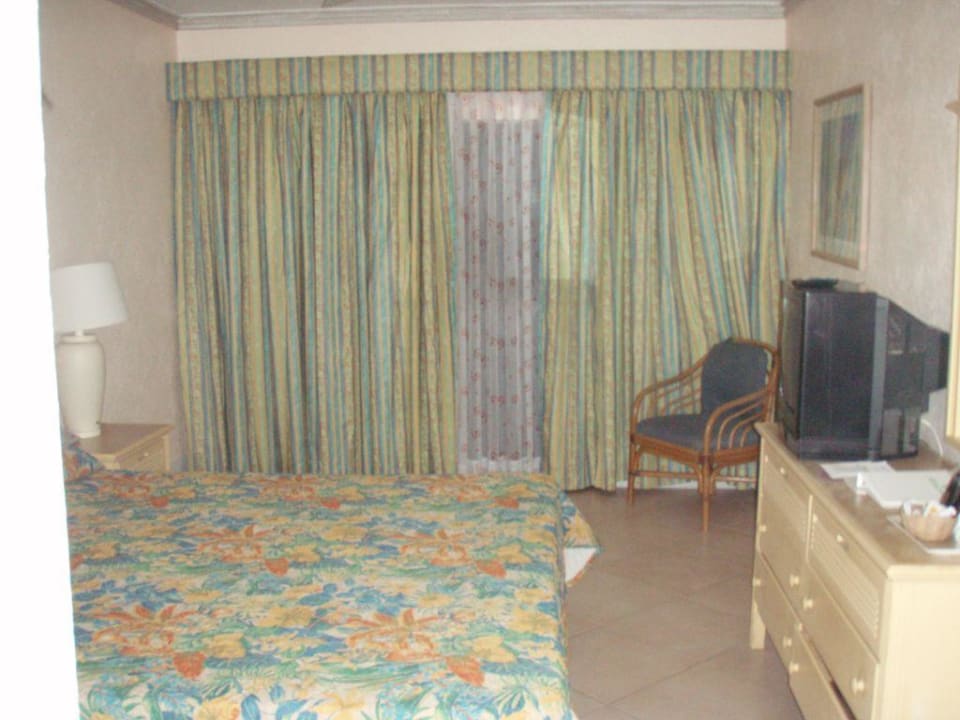 Zimmeransicht Hotel Almond Beach Village