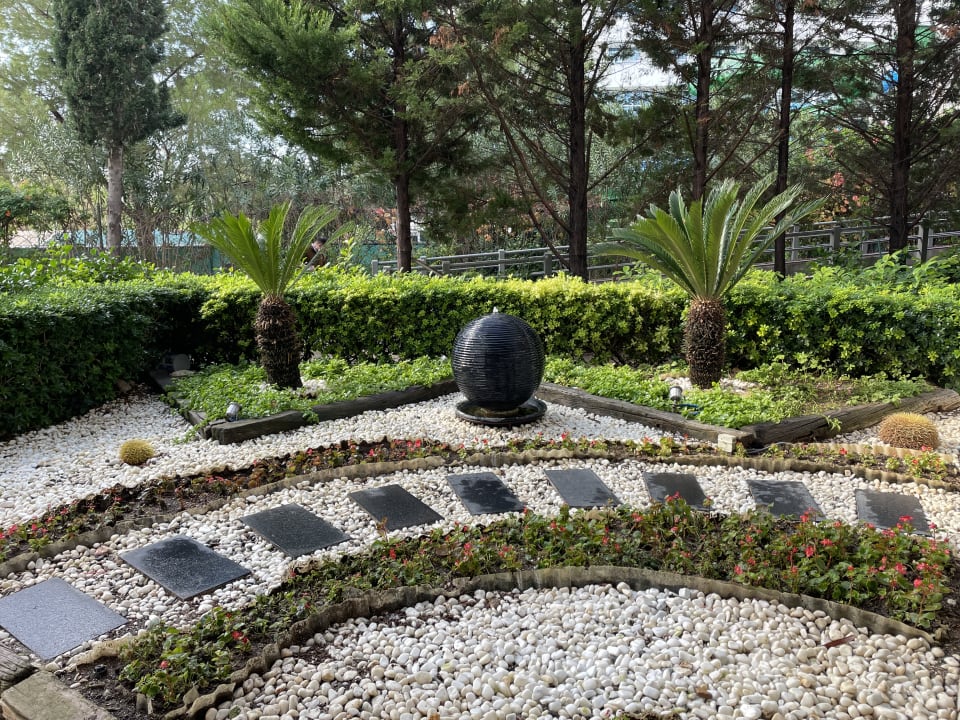 Gartenanlage Limak Lara Deluxe Hotel & Resort
