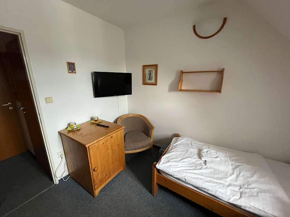 Zimmer Klášter Hejnice - vzdělávací, konferenční a poutní dům