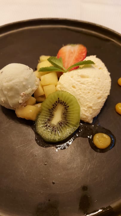 Gastro Hotel Holzapfel