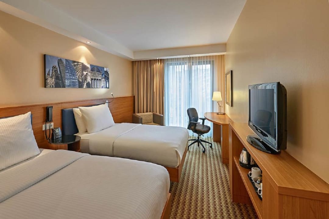 Zimmer Hampton by Hilton Berlin City West