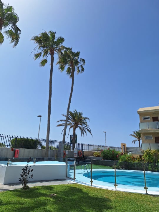 Pool Apartments Arco Iris