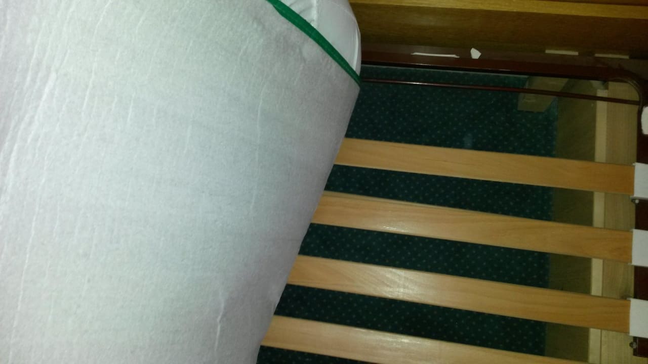 Defekter Lattenrost Hotel Martha