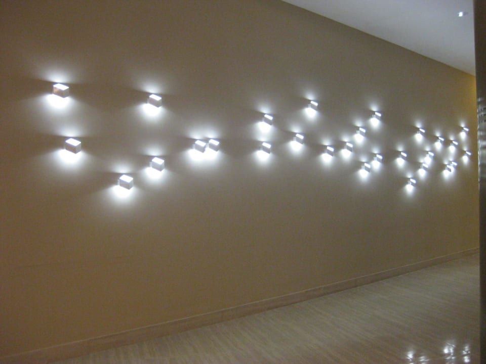 Lichtspiel The Sense Deluxe Hotel