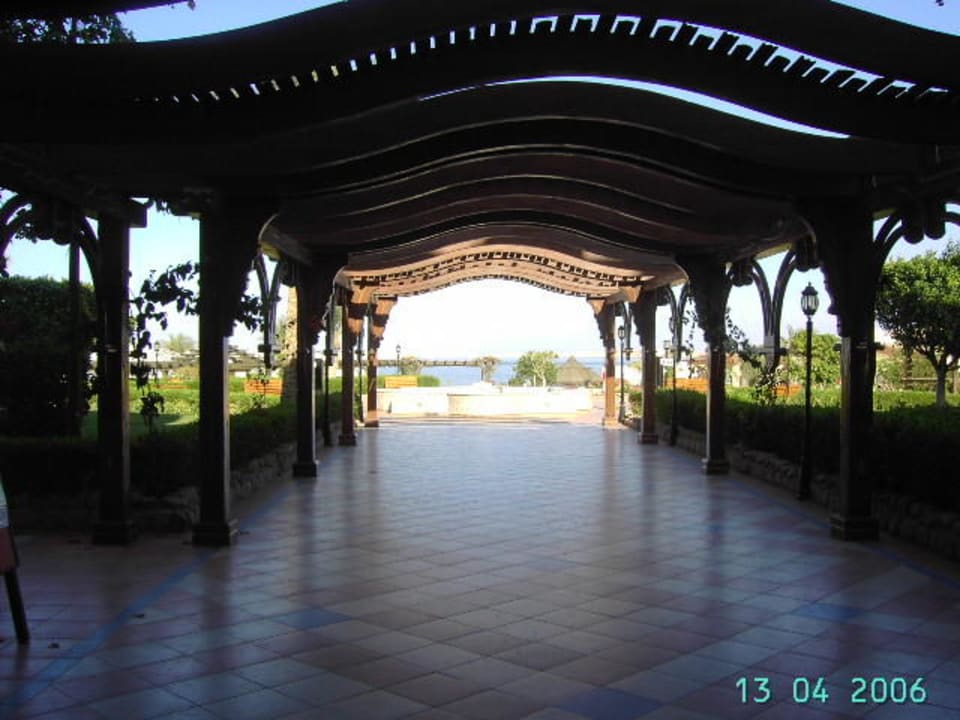 ----- Charmillion Club Resort