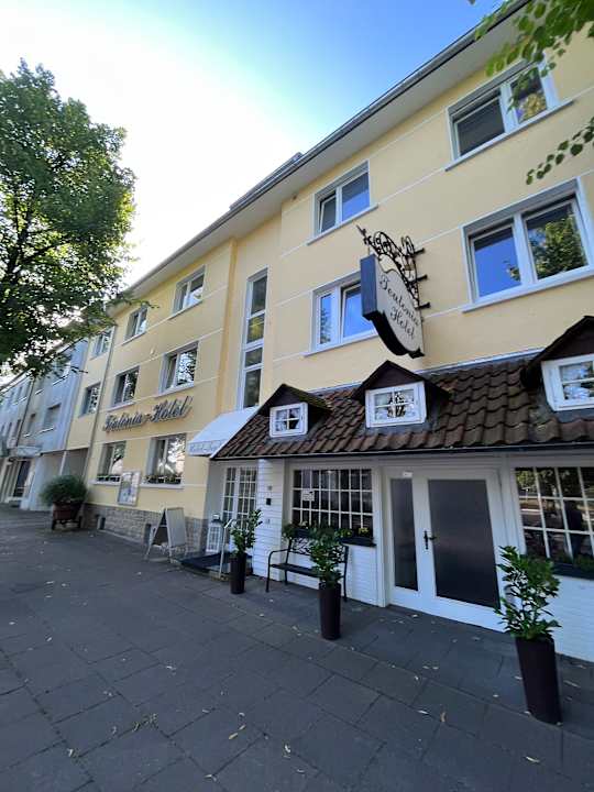 Außenansicht Hotel Teutonia